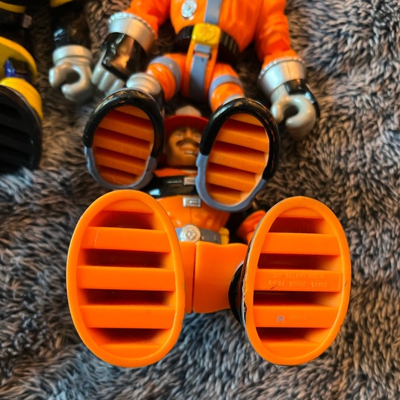 Mattel  rescue heroes firefighters action figures - Picture 3 of 4